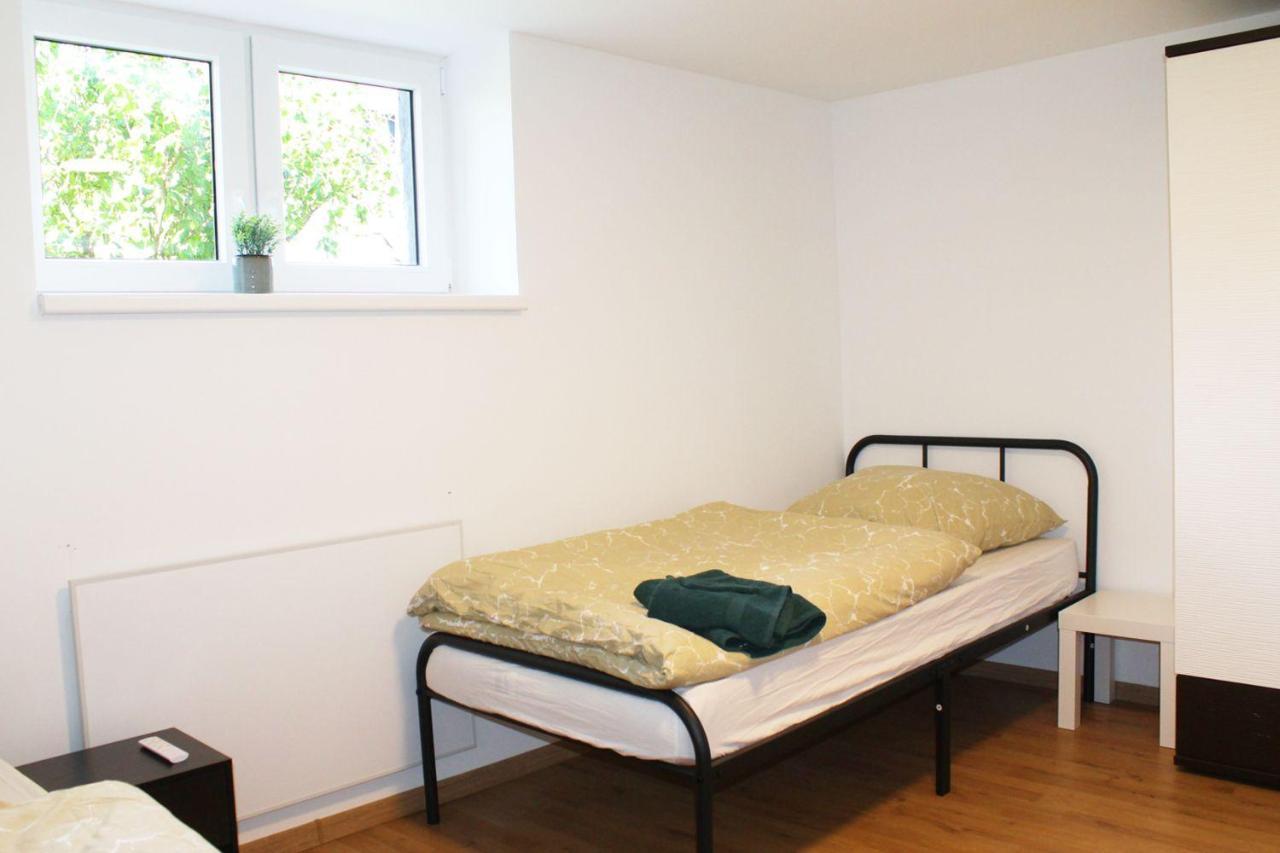 Ruhig Gelegenes Apartment Файинген-ан-дер-Энц Экстерьер фото